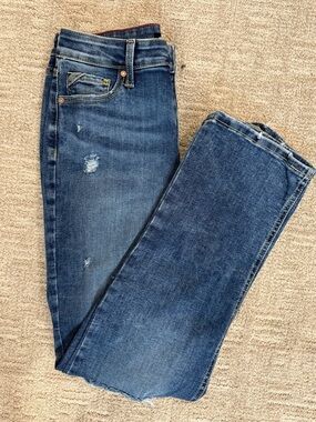 Edgely by Maurice’s Classic Women's Blue Distressed Jeans - size 8